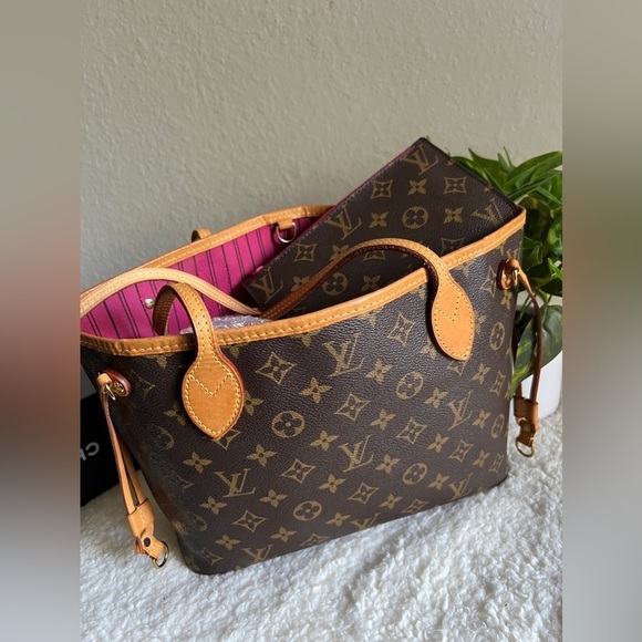 !SOLD !!!!!!! 🛑 Louis Vuitton Neverfull PM Monogram with pouch +dust bag - Picture 12 of 17